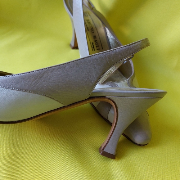 Vintage Woman Shoes All Leather by Bruno Magli Made in Italy Size 8 1/2 AAAA - Picture 11 of 13